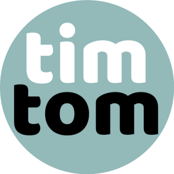 Mein Herz schlägt für bequeme, praktische und schöne Kinderkleidung. Inspiriert von meinen drei Kindern entstehen bei timtom Schnitte, die wirklich mitdenken: mit verschiedenen Passformen für schmale bis kräftige Kids, ohne störende Reißverschlüsse oder Knöpfe, und oft so gestaltet, dass vorne und hinten egal ist – für mehr Selbstständigkeit im Alltag.<br />
<br />
Mit meinen Kindern sind auch die Schnitte „mitgewachsen“: Von Schnitten für Babys, übers Kindergartenalter bis zu Teenie-Größen ist alles dabei. Und es gibt noch viele Ideen – auch für Erwachsene, Taschen, Strickdesigns & mehr!