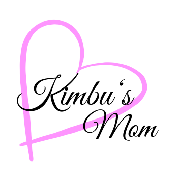 Anfangs nähte ich vor allem dehnbare Kleidung für meine Familie, doch mit der Zeit wagte ich mich an Accessoires und Taschen. Fasziniert von kreativen Designs begann ich schließlich, eigene Stoffmuster zu entwerfen und drucken zu lassen. Da diese nicht nur mich begeisterten, eröffnete ich im Oktober 2024 meinen eigenen Onlineshop in dem ich meine Stoffe und genähten Taschen und Accessoires anbiete.<br />
<br />
Mittlerweile umfasst mein Sortiment nicht nur exklusive Stoffdesigns, sondern auch Bügelbilder, Kurzwaren und ganz neu eigene eBooks mit Schnittmustern. Zusätzlich gebe ich Nähkurse im Stoffladen Mal Anders in Eisenach, den meine Freundin Manjana führt.<br />
<br />
Mit meiner Leidenschaft für Stoffe, Designs und kreatives Nähen hoffe ich, auch euch zu inspirieren!