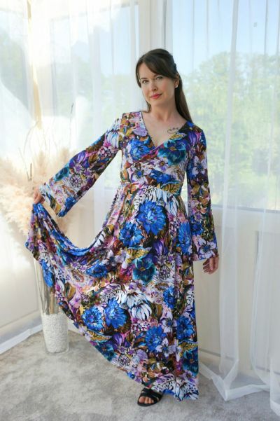 Amalia ist offiziell online. Amalia besticht durch ihr einzigartiges Boho-Feeling und bietet dir drei unterschiedliche Rocklängen, darunter auch eine elegante Maxi-Version.