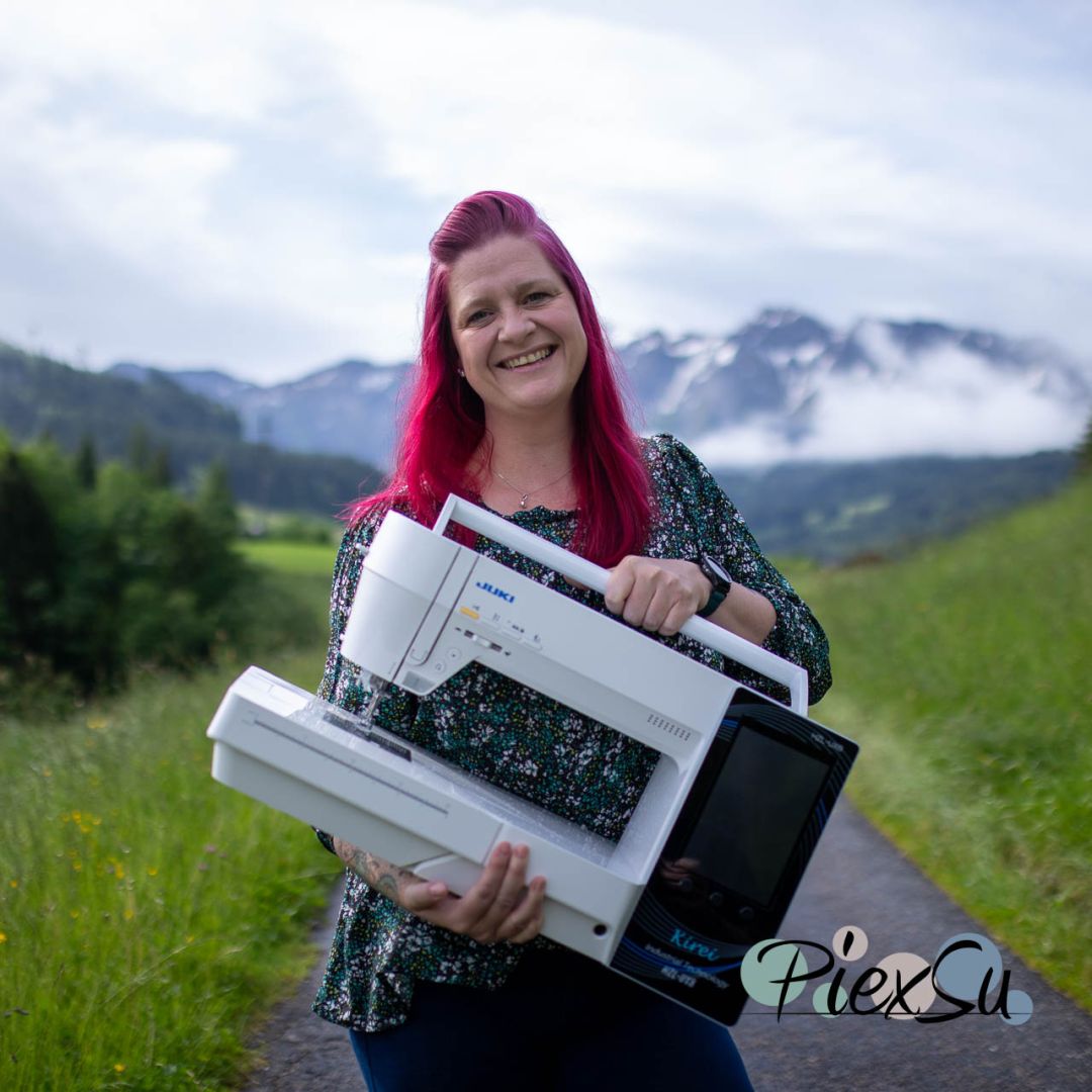 Nähen, Entspannen, Genießen – beim Nähwochenende im Hotel Rischli in Sörenberg erwartet dich kreative Auszeit inmitten der UNESCO Biosphäre. Freu dich auf inspirierende Workshops, feines Essen, Klangreise und traumhafte Bergkulisse.