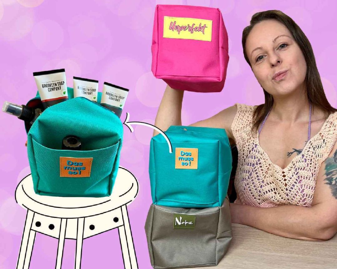 Hey, ich bin die Babs. Aus den zwei Leidenschaften Nähen und Zeichnen wurde ein Angebot für Näherinnen. Bei mir bekommst du meine Designs für deine Kreativität als Stoff, Bügelbild und Label. Taschen-Schnittmuster runden das Ganze ab. Und wenn du made in Germany gut findest, dann sind meine praktischen Näh-Helfer etwas für dich, die in Eigenproduktion entstehen. Egal ob Briefeckenschablone, Nähgewicht oder Saumhilfe - hier lasse ich meine Kreativität nochmal ganz neue Wege gehen.