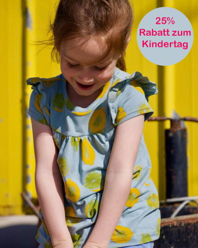 Am 1.Juni ist Kindertag! Daher gibts es unsere Baby- und Kinderschnittmuster (auch Papierschnittmuster) mit 25% Rabatt. Schau gleich rein, was dir für die Sommergarderobe noch fehlt.